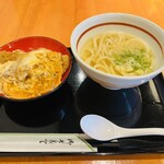 Udon Shisei - メニュー:ロースカツ丼+ミニうどん ¥950(税込)