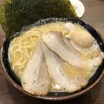 横浜家系ラーメン 喜多見家 - 