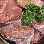 Yakiniku Sutairu Nikuhoudai - 