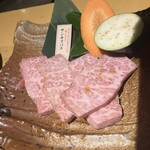 和牛が旨い個室焼肉 楽月 - サンカクバラ