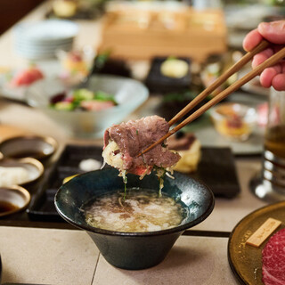 ``Yaki Tsuyu Shabu'' ~ With bonito-flavored dashi soup and seasonings