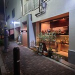 Bistro Cafe Tetsuya＋Mia madre - 店舗入口