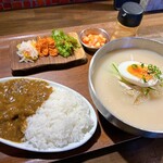 湘南韓国料理GOKAN - 冷麺とカレー定食（1,600円税込）