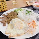 BEP VIET QUAN - 焼肉ご飯 1,000円