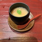 鮨和食 紅炉庵 - 【凌ぎ】自家製 生豆富 紅ズワイ蟹の生姜餡かけ