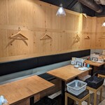 Motsuyaki Meguro Fujiya - 店内2