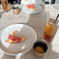 スミレオオサカ - 