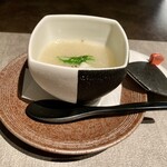 日本料理 旬彩 - カリフラワーすり流し