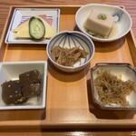 日本橋浅田 - ハムチーズ・胡麻豆腐・なめ茸・蒟蒻炒り煮・じゃこ山椒