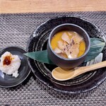 Bochibochi - 赤穂 牡蠣、舞茸、黒七味の茶碗蒸し、しゃり玉 ぽん酢