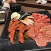 ほたる翔 - 料理写真:2312_ほたる翔_肉盛り合わせ(400g)＠4,800円_ロース、カルビ、ハラミ、ウインナー、野菜盛