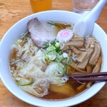 太陽 - ワンタンラーメン