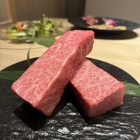 炭火和牛焼肉もうもう亭 広小路店 - もうもう牛まぶしのお肉