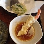 釜あげうどん  - えび天と大葉は最後に…