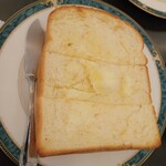 Cafe La MILLE - 厚切りトースト