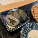 あずみのおそば樽屋玄助 - 野沢菜の巻き寿司。美味しい！