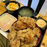 ひなたかなた - 唐揚げ丼