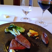 ラ・トゥーエル - 