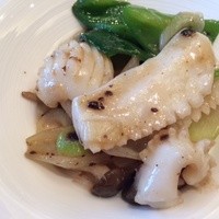 中国レストラン 蘇州 - イカと野菜の炒め物