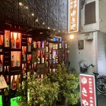 ゆきや - 珍しい日本酒の一升瓶もある