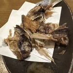 鮨 炉端焼 日本酒 六方 - 鯵の骨せんべい