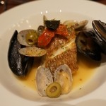 トラベルカフェ　クッチーナ　イタリアーナ - (13.11.28)アクアパッツァに使われた鱈？がかなり美味しかった！