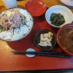 旬食健美  田しろ - いわし丼（ご飯大盛）