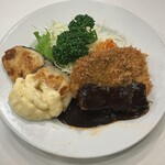 レストラン桂 - A料理（鰆のバター焼・チキンカツレツ盛合せ）