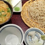 Zemmii Ssaan - ｾｯﾄﾒﾆｭｰ/せいろｿﾊﾞ+(親抜き)卵丼(濃いめの味付け ﾄﾛﾄﾛで美味しかった)