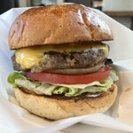 THE BURGER STAND FELLOWS - チーズバーガー　¥1,540