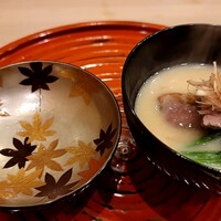 馬車道 大かわ - 鴨と海老芋の白味噌仕立て