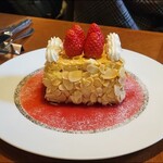 デザートカフェ長楽館 - ナポレオンパイセット （ドリンク付 2800円）