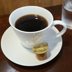 キッチン ブルー グローブ - ホットコーヒーのアップ