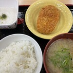 大衆食堂 半田屋 - 