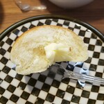 キッチン ブルー グローブ - 最後のロールパン