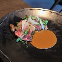 SAAWAAN BISTRO - ラムロースのマツサマンカレー