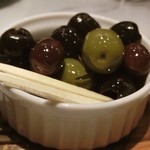 マル イ ティエラ - オリーブマリネ