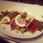 BUENO - マグロのイタリアの醤油漬け 500円