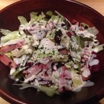 ファウセッツ - シーザーサラダ。ハムorベーコンが美味い。