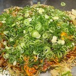 Hiroshima Okonomiyaki Hiro - 廣スペシャル 1150円。