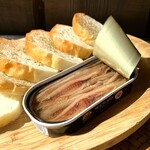 Anchovy Fillst and Baguette  アンチョビフィレとバケット