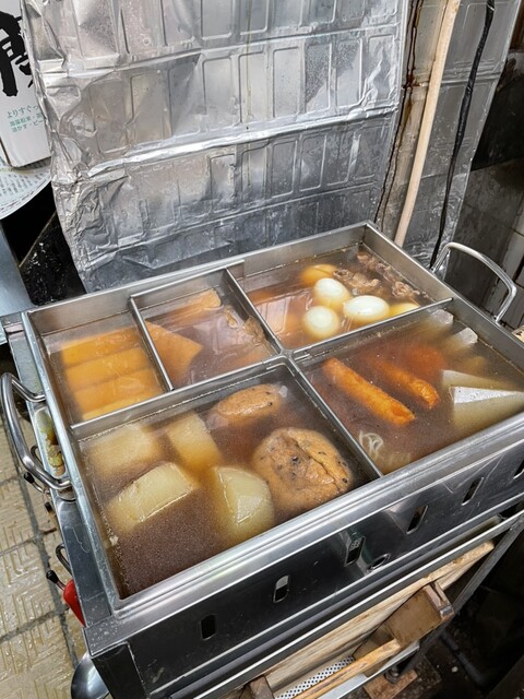 とうふ屋 豆腐屋のとうふの自販機👏👏👏 . 24時間いつでもとうふが買え