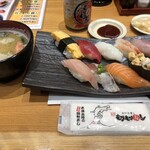 もりもり寿し イオンモール白山店 - 