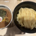 アンダーグラウンド ラーメン 頑者 - 