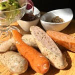 Assorted Spicy Sausage  スパイシーソーセージ盛合せ