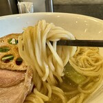 らぁ麺やまぐち - 限定「麵屋一燈」コラボ「極みしじみらぁ麺」1380円