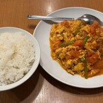 華星楼 - 番茄炒蛋（とまとのたまご炒め）、ご飯が進む旨さ