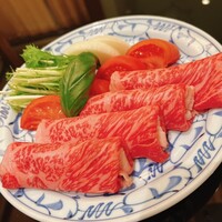 懐石 三田ばさら 別邸 - 黒毛和牛のリブロース。一人前で四枚です