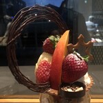 PATISSERIE ASAKO IWAYANAGI - パルフェビジュー® マンゴー苺