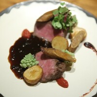 ザ タヴァン グリル＆ラウンジ - 